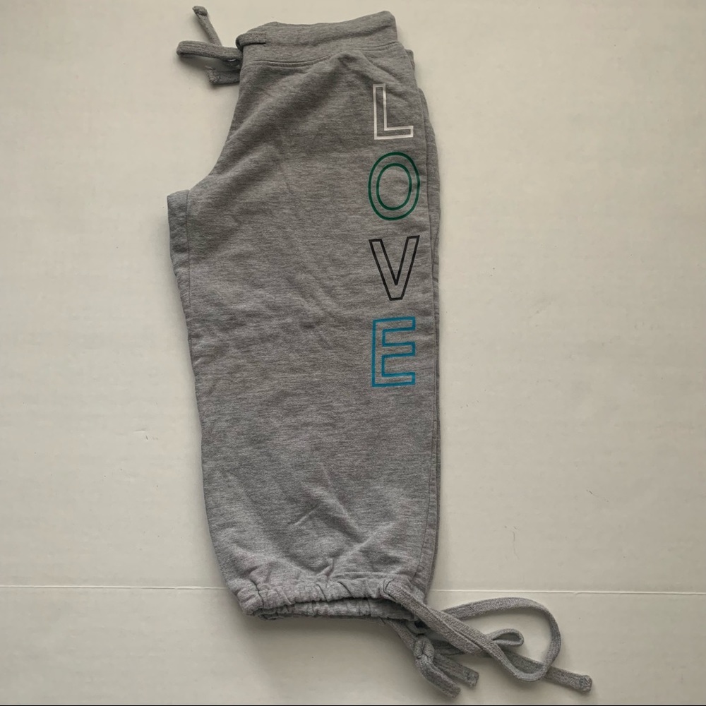 CYN By Cynthia Mehra Gray Girls Size 5